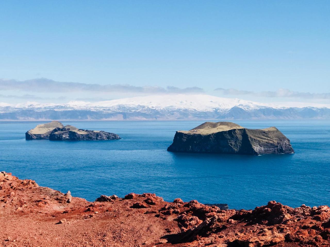 Guesthouse Arny Vestmannaeyjar Exterior photo
