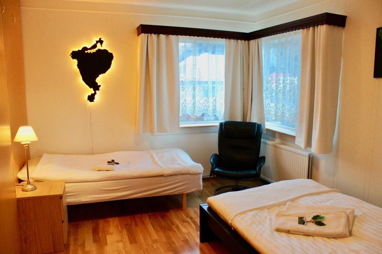 Guesthouse Arny Vestmannaeyjar Exterior photo